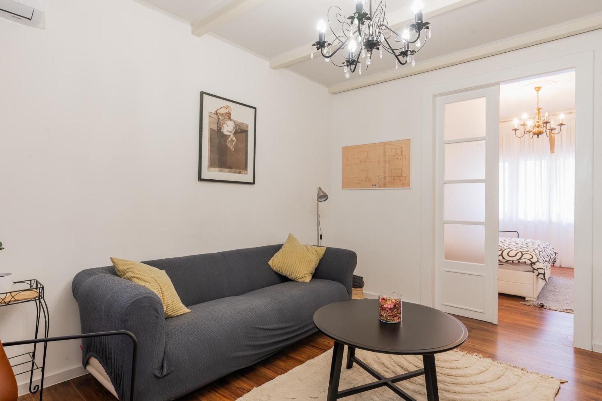 Linden Korzo Apartment Rijeka Exterior photo